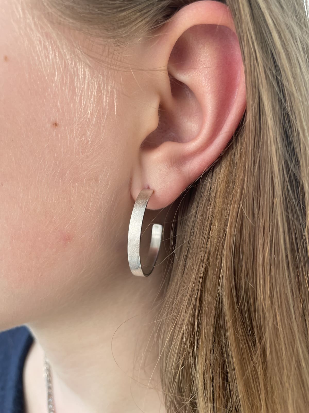 Schmuck Kurse in Rostock bei der Goldschmiede Ulrike Peuker in der KTV